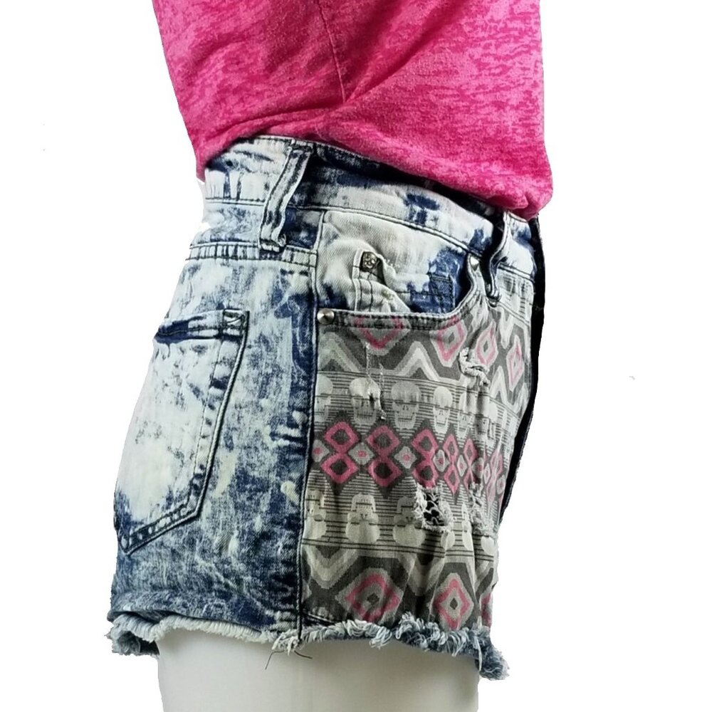 Vintage Lovesick High Rise Booty Shorts Hot Pants Acid Wash Skulls Rips Fray